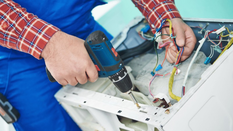 Bayrampaşa Termodinamik Termodinamik çamaşır makinesi kart tamiri – Su almama arızası orijinal parça ile giderildi. - Teknik servis örneği